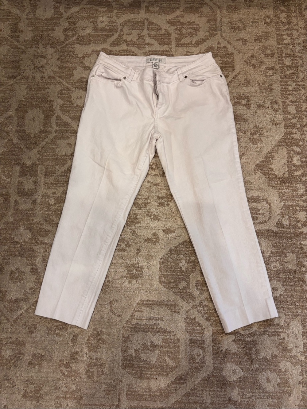 Kenneth Cole Reaction Slim Cropped Jeans in Soft Cream
